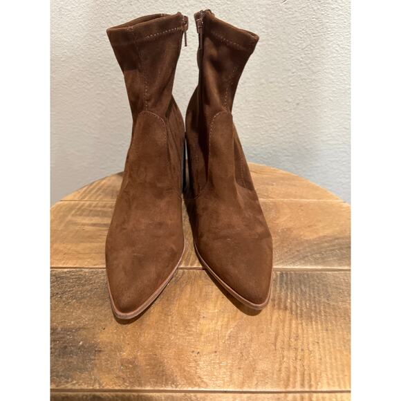 Steve Madden Viper Faux Suede Brown Pull On Ankle Boot size 9.5 - Picture 2 of 7